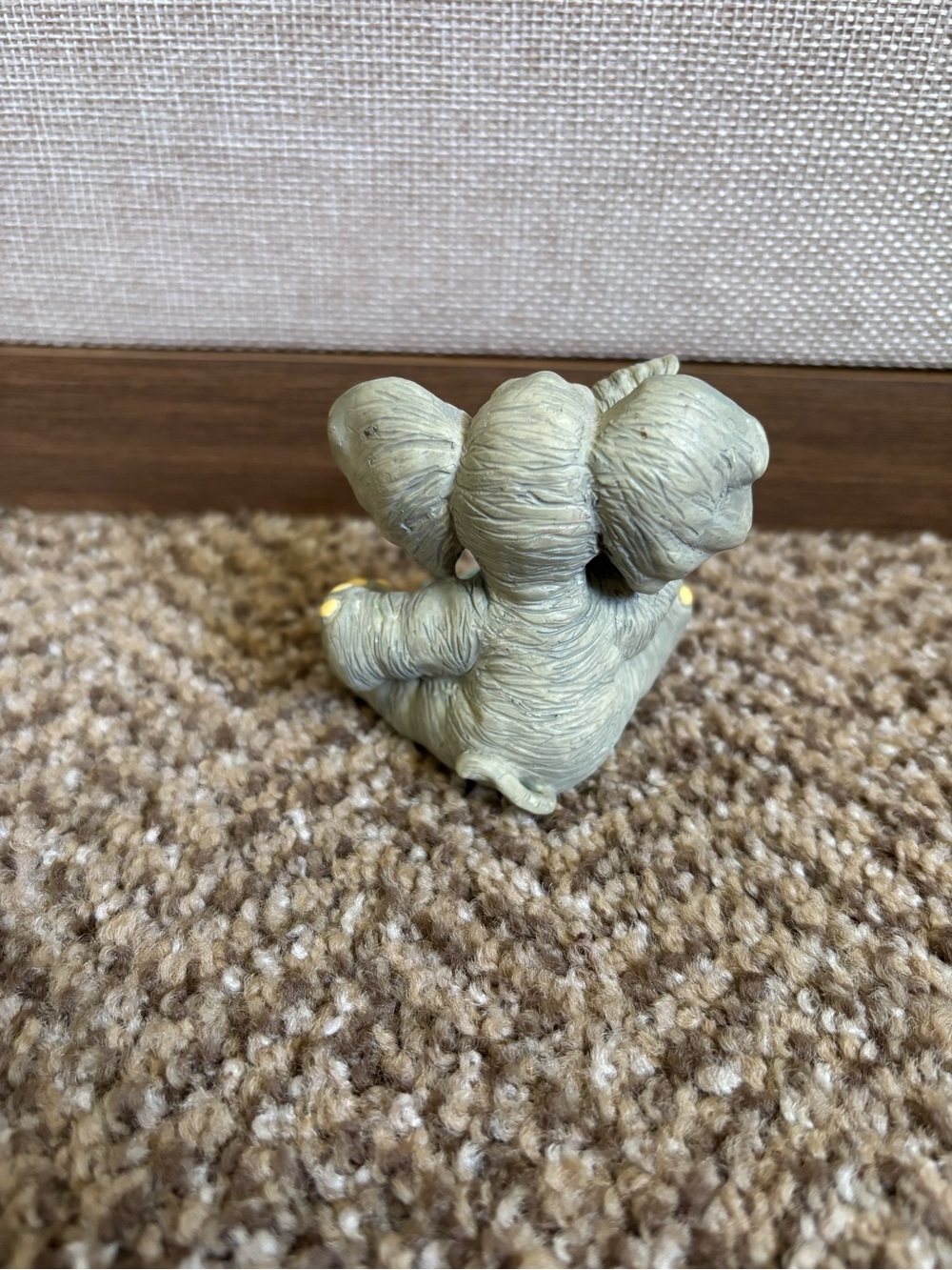 1996 Roman Inc “Forget Me Knots” Elephant Figurine with Blue Phone - Picture 3 of 5